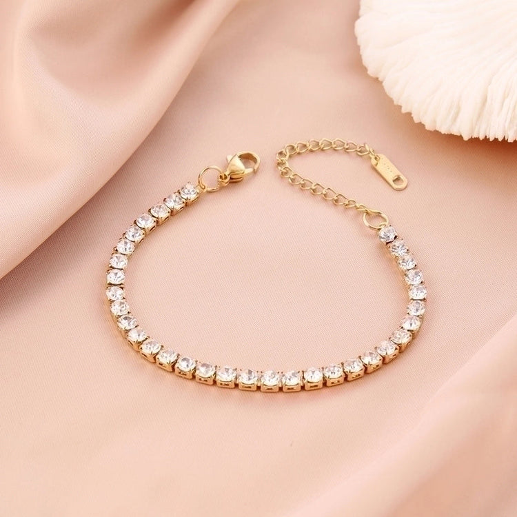 Seraphine Spark Bracelet – Gold & White Edition
