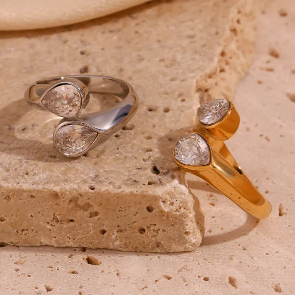 Bloom Aura Rhinestone Ring – GOLD
